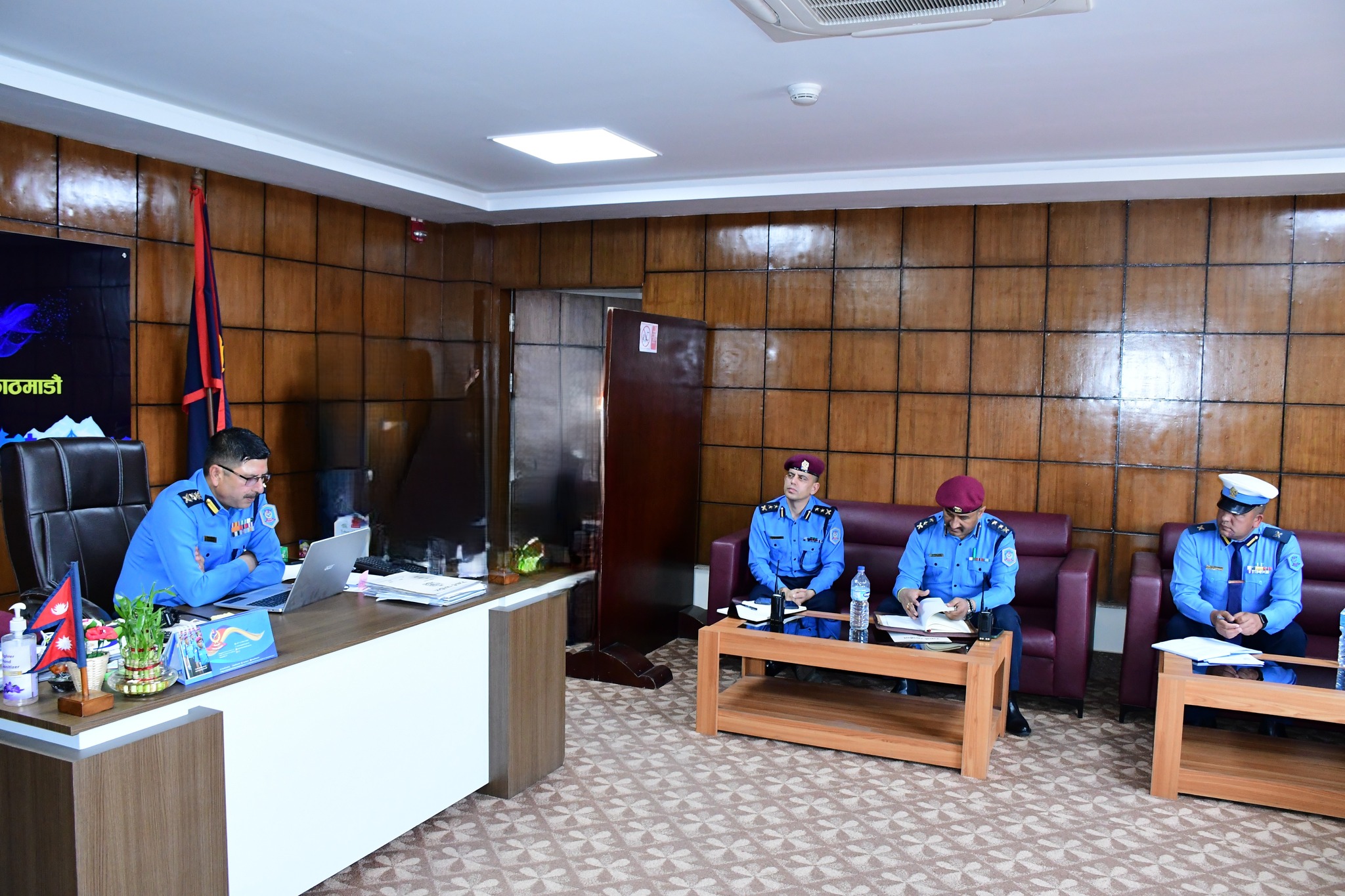 काठमाडौंका एसएसपी विश्व अधिकारीको भर्चुअल निर्देशन