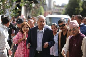 गगन नेतृत्वलाई मान्यता मिलेपछि देउवा समूह बैठकमा