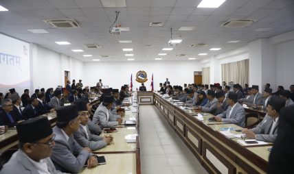 नवनियुक्त प्रधानमन्त्री बालेनद्वारा सिंहदरबारमै कडा निर्देशन, कार्यसम्पादनमा तीव्रता ल्याउन आग्रह