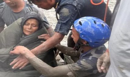 बाढीमा बगेकी चण्डिका ११ दिनपछि जीवितै फेला, परिवारले गरिसकेको थियो काजकिरिया